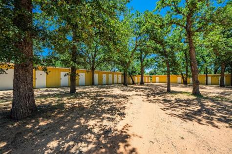 1709 N Llano Street Fredericksburg TX 78624