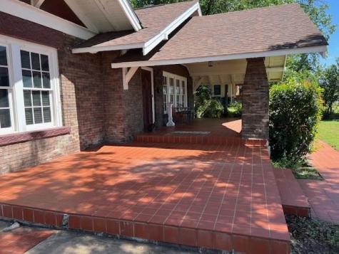 906 S Bridge Street Brady TX 76825