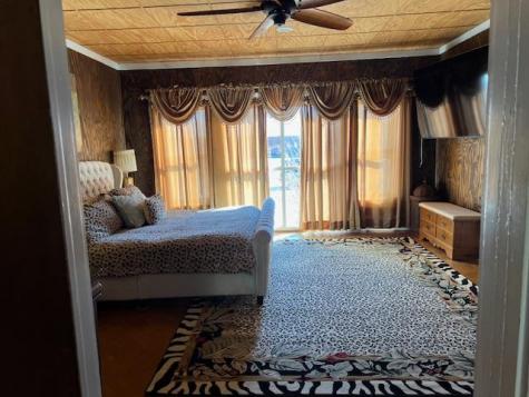 906 S Bridge Street Brady TX 76825