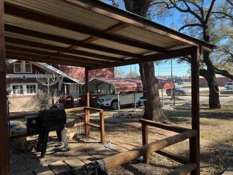 906 S Bridge Street Brady TX 76825