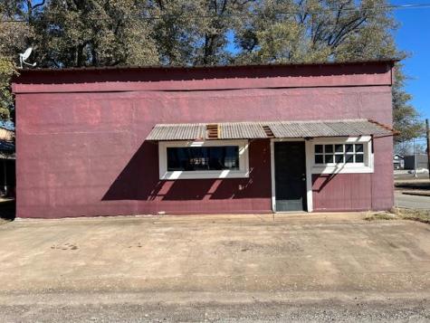 906 S Bridge Street Brady TX 76825