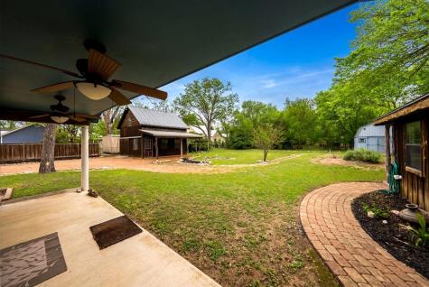 408 W College Street Fredericksburg TX 78624
