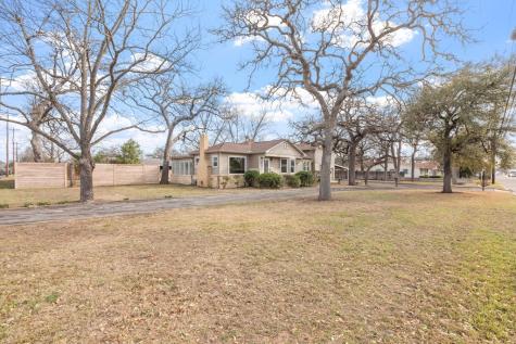 707 N Milam Street Fredericksburg TX 78624
