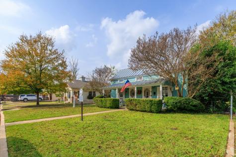 606 N Adams Street Fredericksburg TX 78624