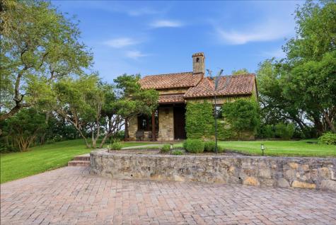 234 And 388 Fox Fire Road Fredericksburg TX 78624