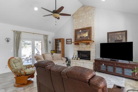 2747 Lower Crabapple Road Fredericksburg TX 78624
