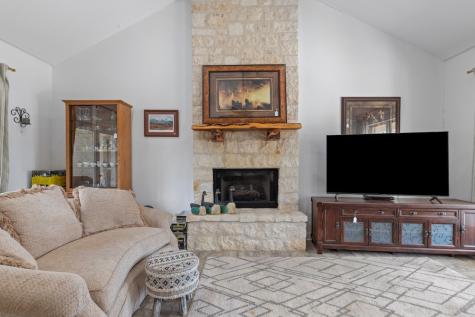 2747 Lower Crabapple Road Fredericksburg TX 78624