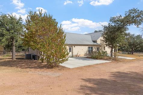 2747 Lower Crabapple Road Fredericksburg TX 78624
