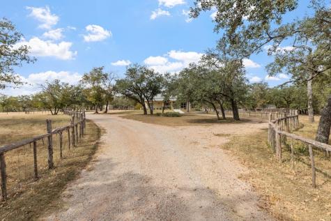 2747 Lower Crabapple Road Fredericksburg TX 78624