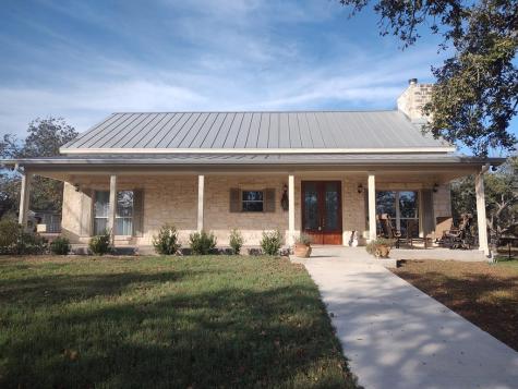 2747 Lower Crabapple Road Fredericksburg TX 78624