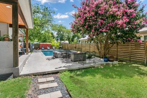 209 N Elk Street Fredericksburg TX 78624