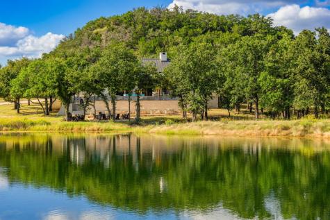 415 Mystic Oaks Trail Fredericksburg TX 78624