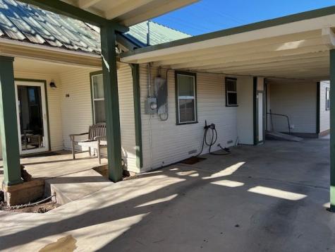806 W 6th Street Brady TX 76825