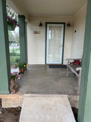 806 W 6th Street Brady TX 76825