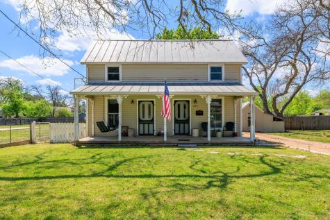 505 W San Antonio Street Fredericksburg TX 78624