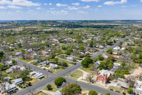505 W San Antonio Street Fredericksburg TX 78624