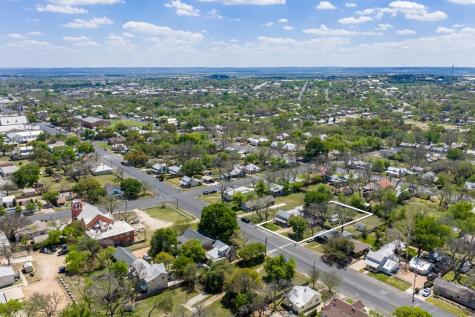 505 W San Antonio Street Fredericksburg TX 78624