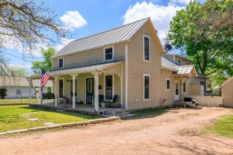 505 W San Antonio Street Fredericksburg TX 78624