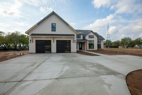 214 Woodcrest Fredericksburg TX 78624