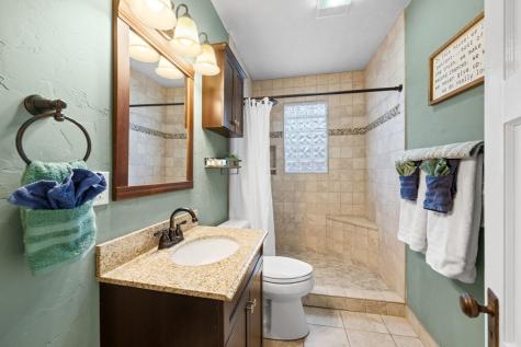 314 W Hackberry Street Fredericksburg TX 78624