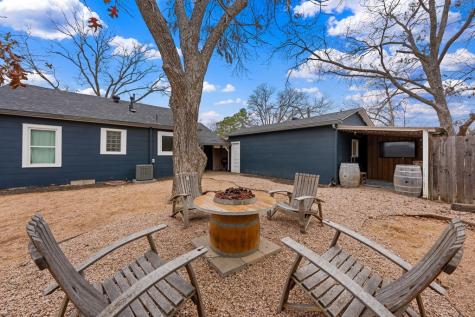 314 W Hackberry Street Fredericksburg TX 78624