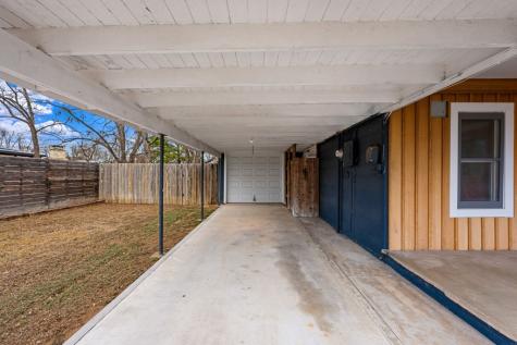 314 W Hackberry Street Fredericksburg TX 78624