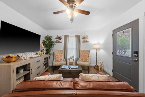 314 W Hackberry Street Fredericksburg TX 78624