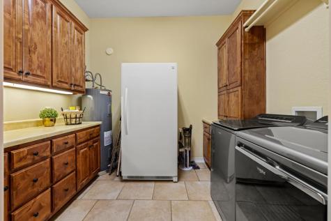 169 Royal Oaks Hill Fredericksburg TX 78624