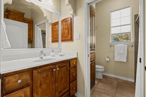 169 Royal Oaks Hill Fredericksburg TX 78624