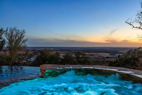 169 Royal Oaks Hill Fredericksburg TX 78624