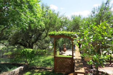 169 Royal Oaks Hill Fredericksburg TX 78624