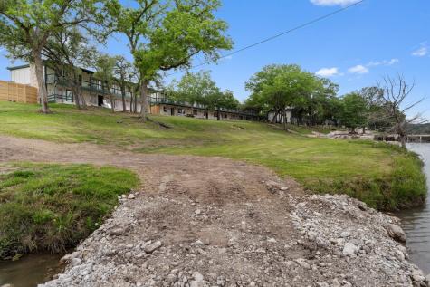 2960 N Highway 39 Hunt TX 78024