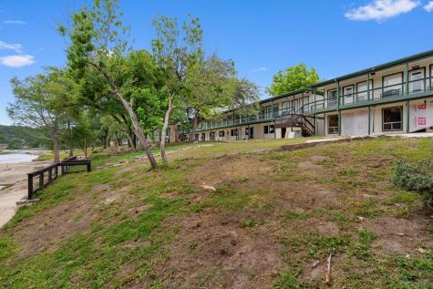 2960 N Highway 39 Hunt TX 78024