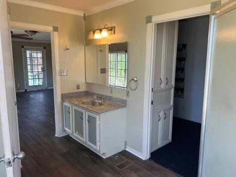 103 Eastview Kendalia TX 78027