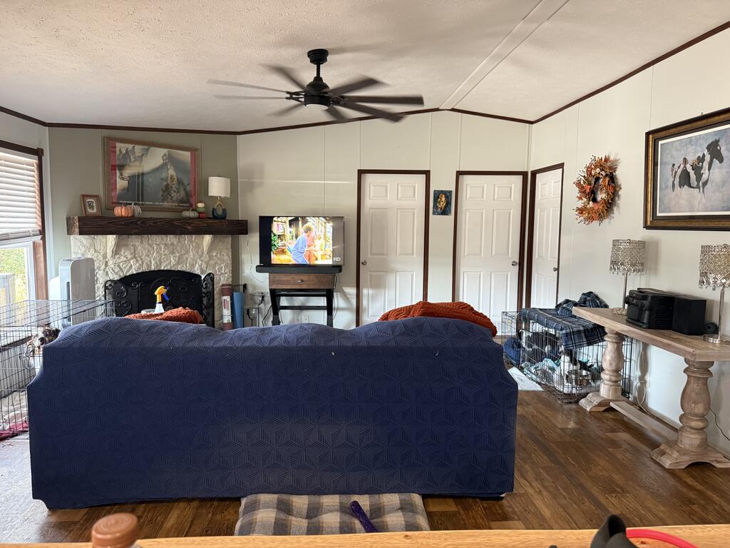 138 Spanish Oak Trail Harper TX 78631