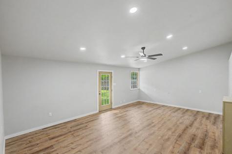 202 Bluebonnet Fredericksburg TX 78624
