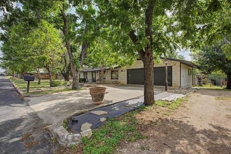 202 Bluebonnet Fredericksburg TX 78624