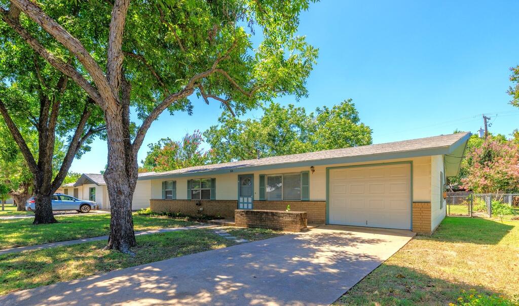 814 Sunset Street Fredericksburg TX 78624