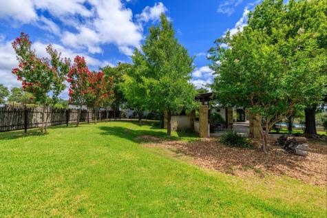 1556 Pfiester Road Fredericksburg TX 78624