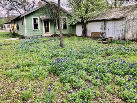 809 N Llano Street Fredericksburg TX 78624