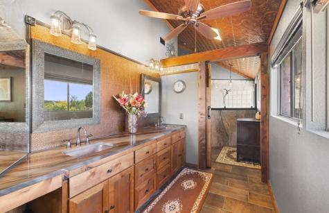 22 Indian Creek Loop Kerrville TX 78028