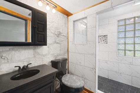 22 Indian Creek Loop Kerrville TX 78028