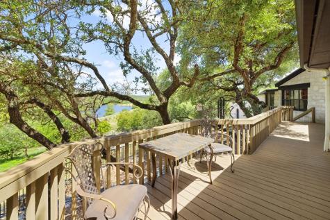22 Indian Creek Loop Kerrville TX 78028