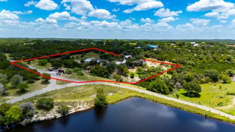 22 Indian Creek Loop Kerrville TX 78028