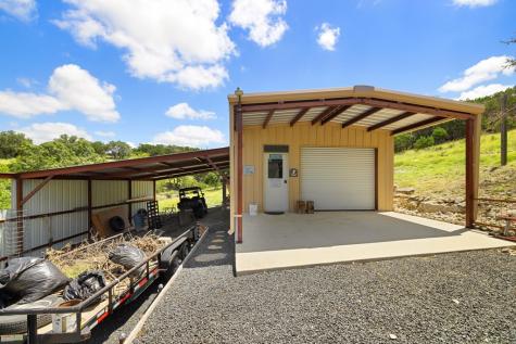 22 Indian Creek Loop Kerrville TX 78028