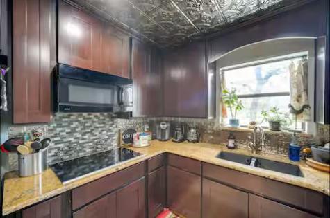 3809 N State Highway 16 Fredericksburg TX 78624