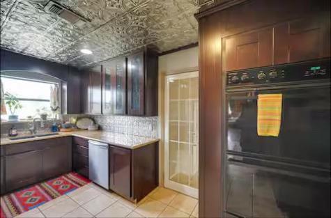 3809 N State Highway 16 Fredericksburg TX 78624