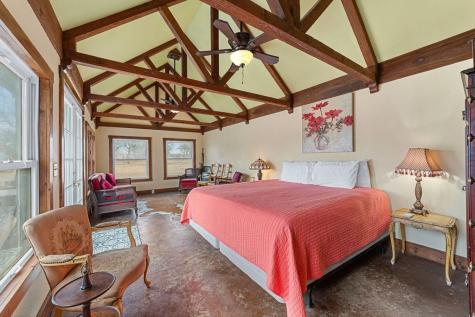 3809 N State Highway 16 Fredericksburg TX 78624