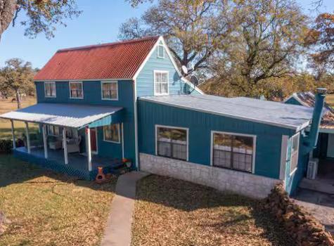 3809 N State Highway 16 Fredericksburg TX 78624