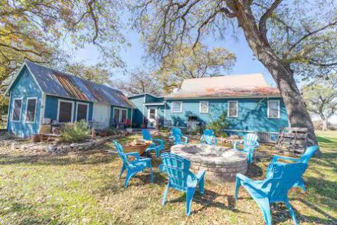 3809 N State Highway 16 Fredericksburg TX 78624